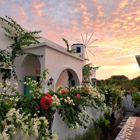 Anjo Maumere Hotel & Restaurant Luaran gambar