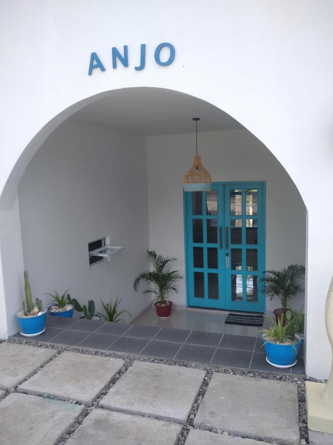 Anjo Maumere Hotel & Restaurant Luaran gambar