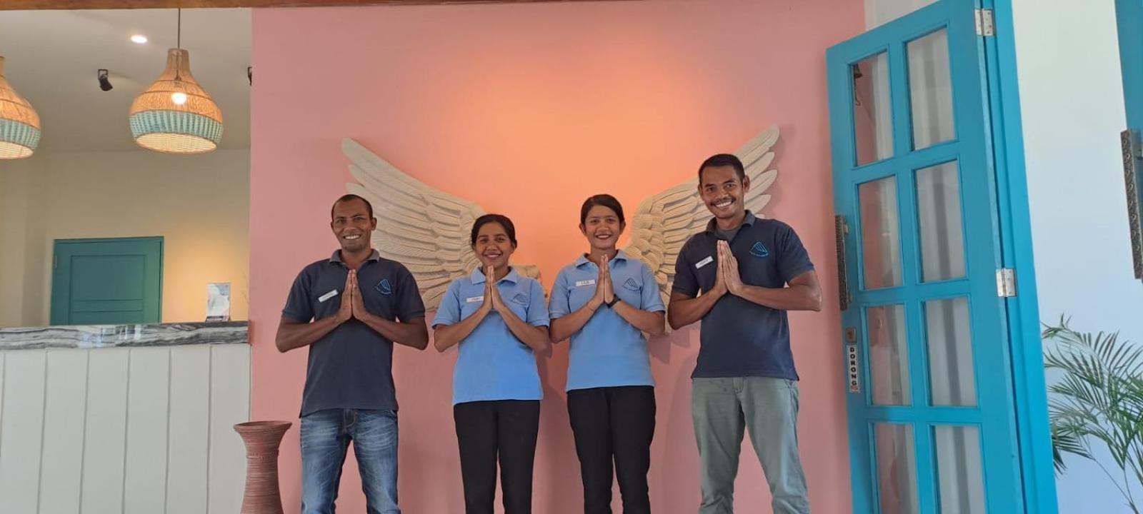 Anjo Maumere Hotel & Restaurant Luaran gambar