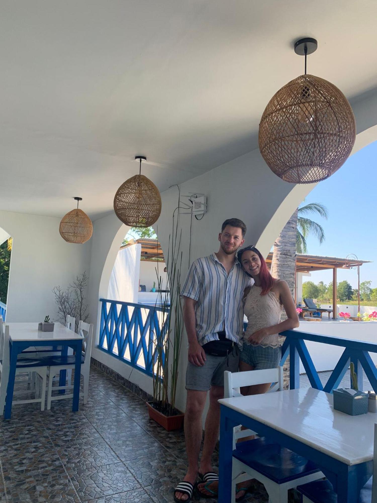 Anjo Maumere Hotel & Restaurant Luaran gambar